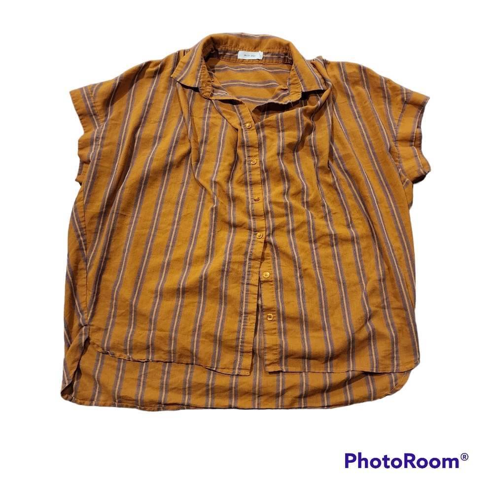 Mod Ref, S, button up striped shirt, short sleeves